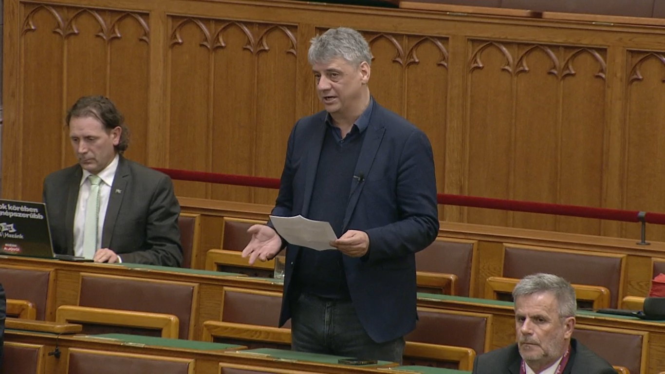 Gréczynek lennének ötletei, hogyan nőhetne a születések száma – megsemmisítették