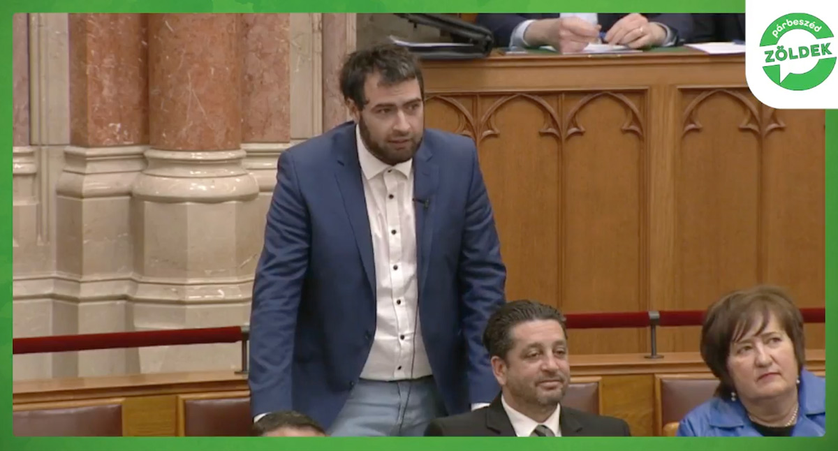 Jámbor András Rogán Antalnak: „Szólíthatom így: Tóni?”