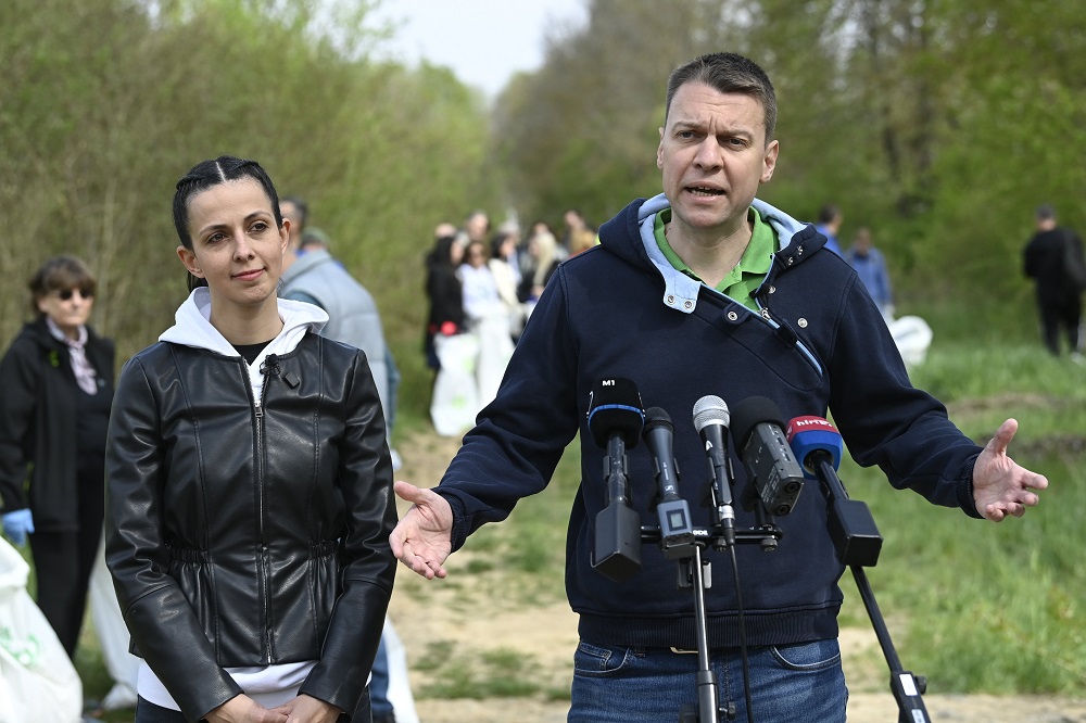 Koncz Zsófia arra biztat, minél többet vegyenek részt a TeSzedd! programban