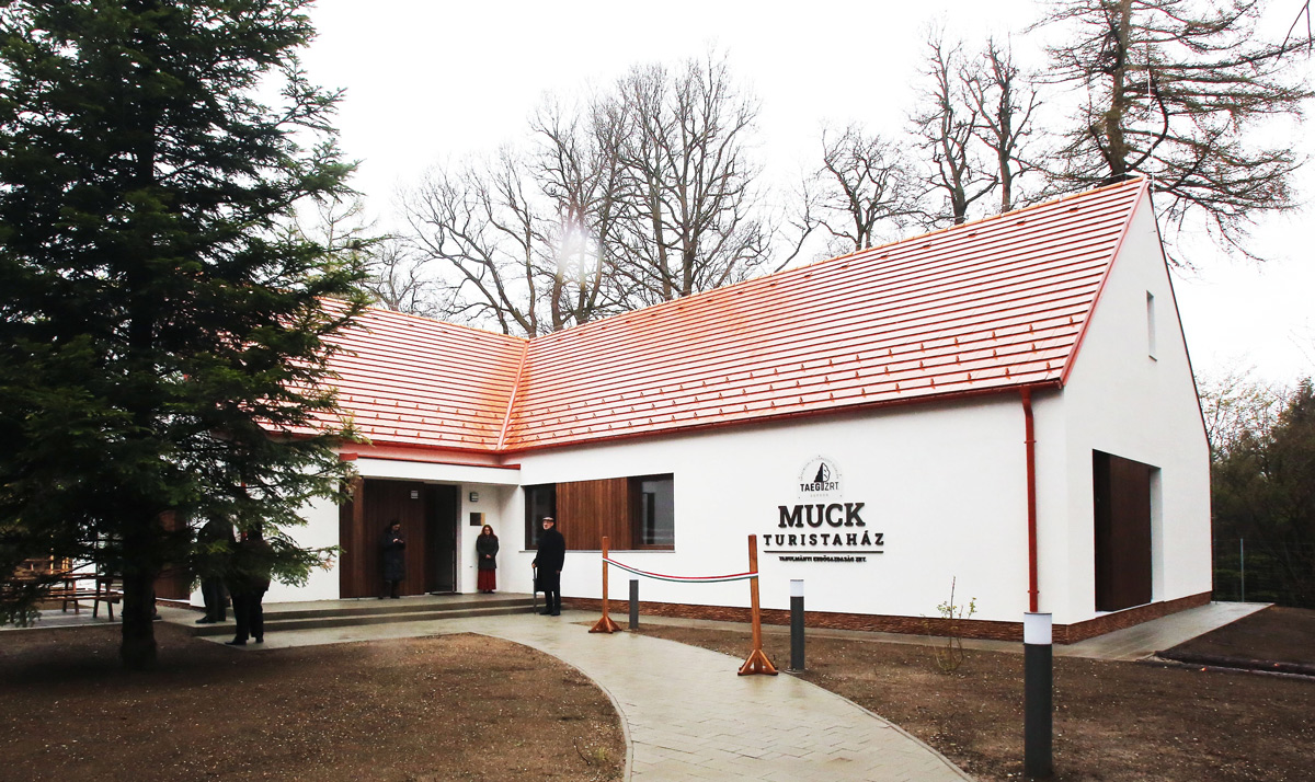 Felújított turistaházat adtak át a Soproni Parkerdőben