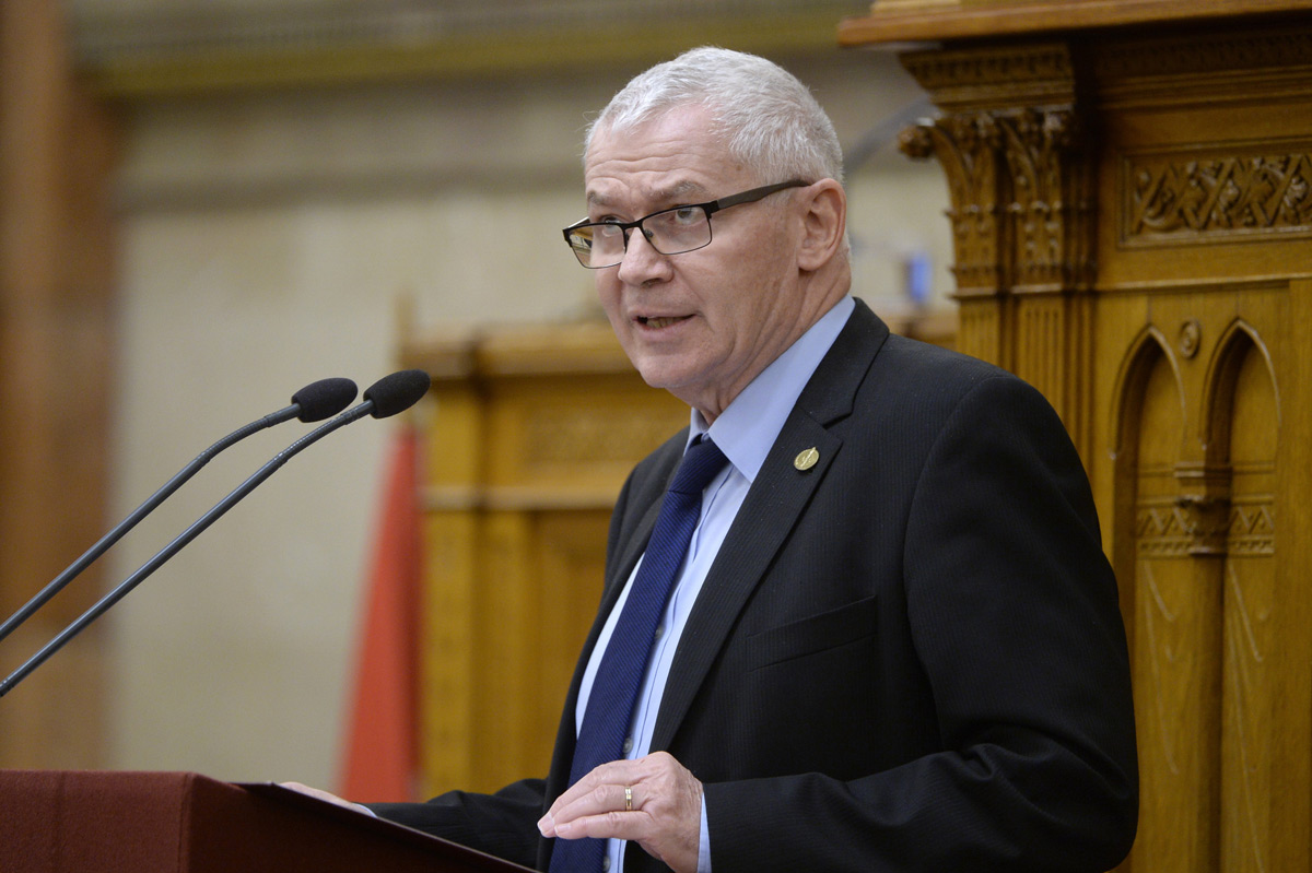 Polt Péter David Pressmant fogadta