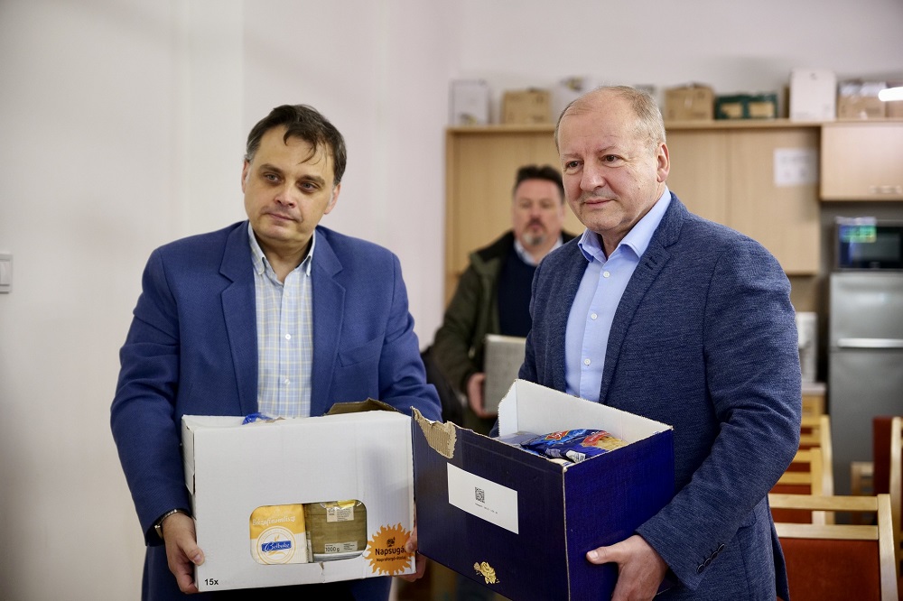 A háború által sújtott kárpátaljai családoknak indított élelmiszergyűjtést a KDNP