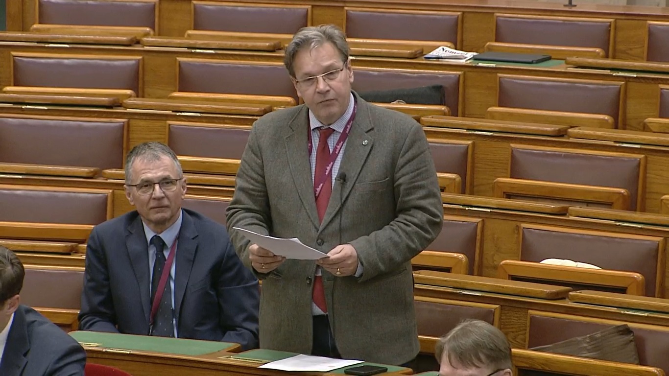 Vejkey Imre: megvették a dollárbaloldalt