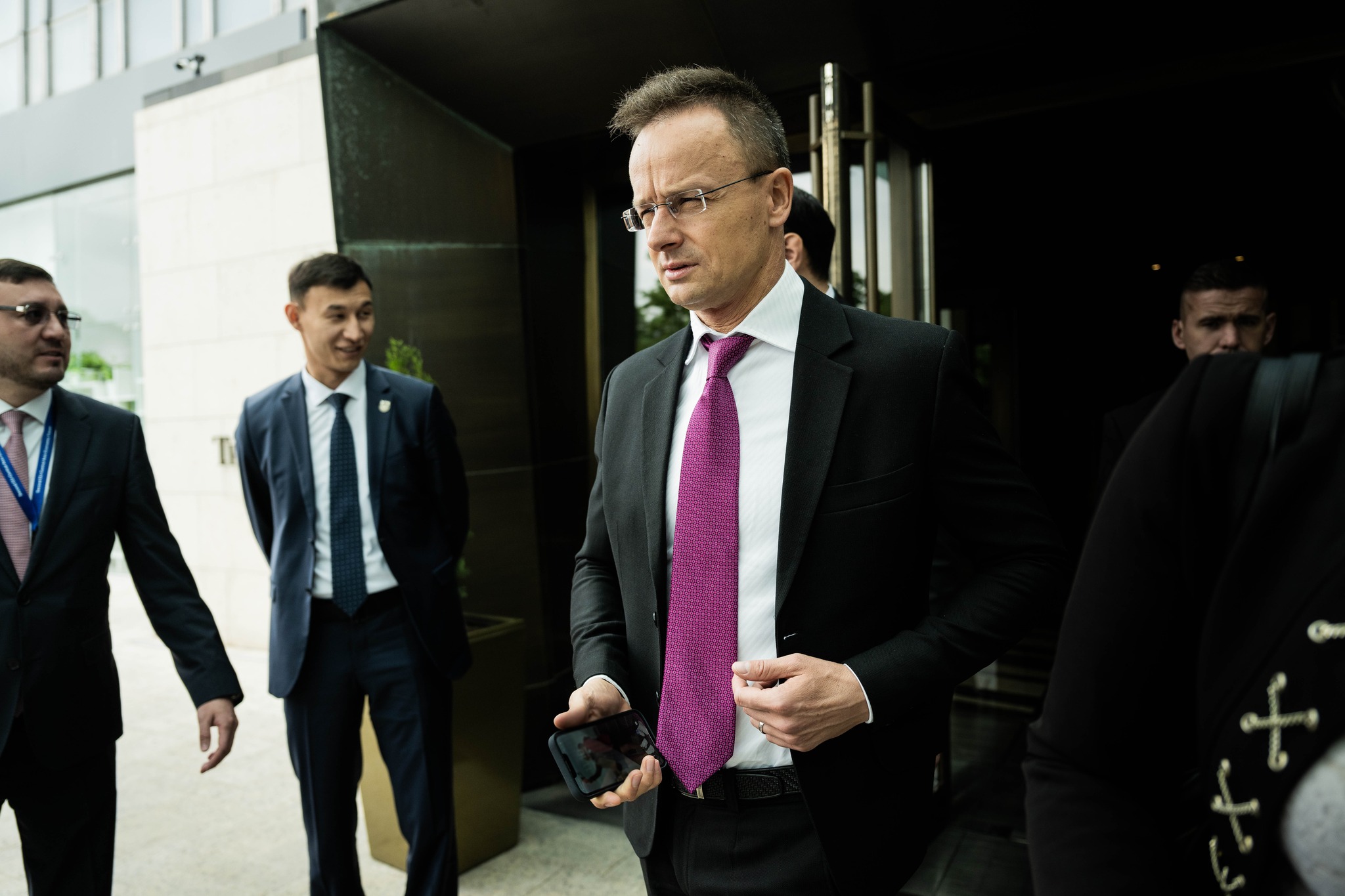 Magyarország jövőjéről kizárólag a magyarok dönthetnek