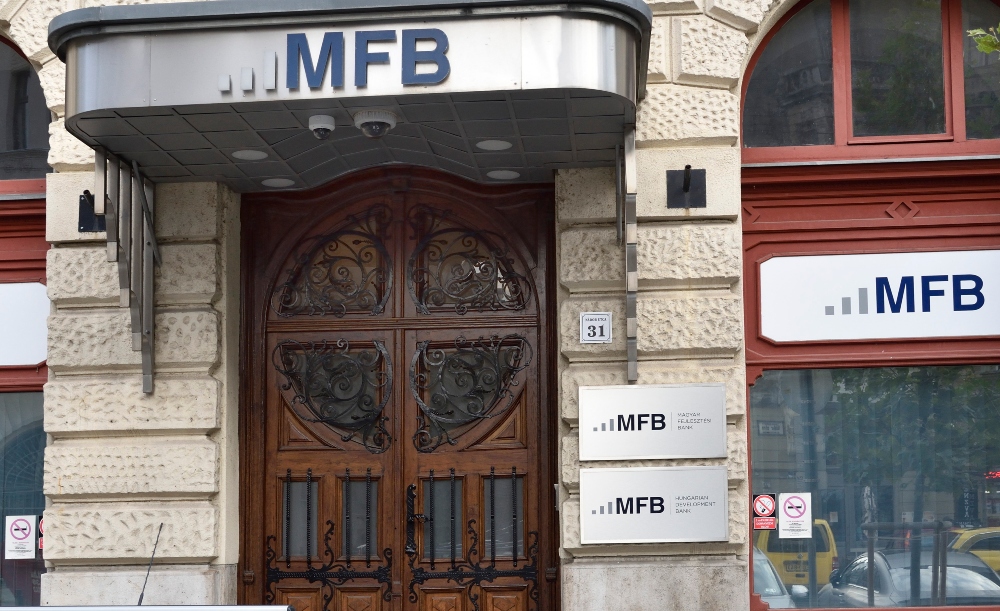 Jelentős sikerrel bocsátott ki devizakötvényt az MFB