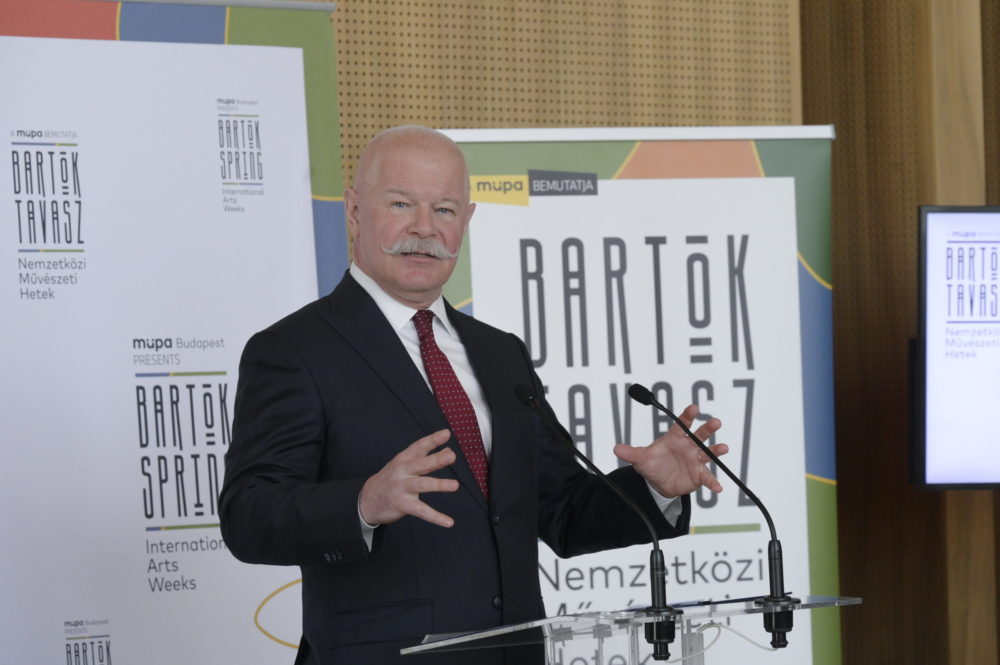 Csák János: A kormány támogatja a magyar kultúrát