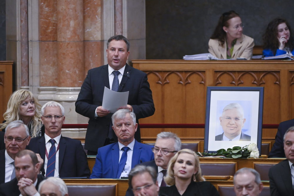 Fidesz: Három és fél éve nem vezeti senki a fővárost