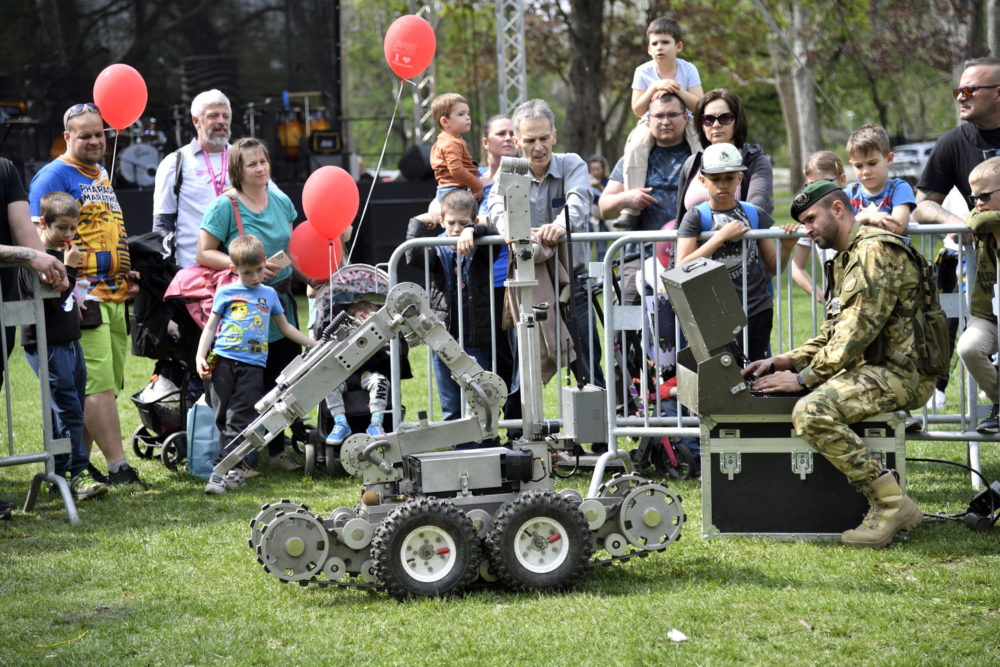 Kétnapos gyereknapi rendezvényt tart a Városligetben a Magyar Honvédség