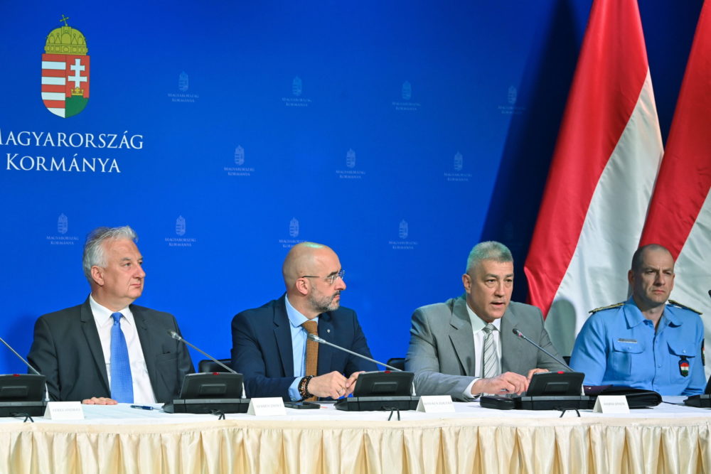 Kovács Zoltán: A pápa valamennyi beszéde kifejezte a béke iránti vágyat