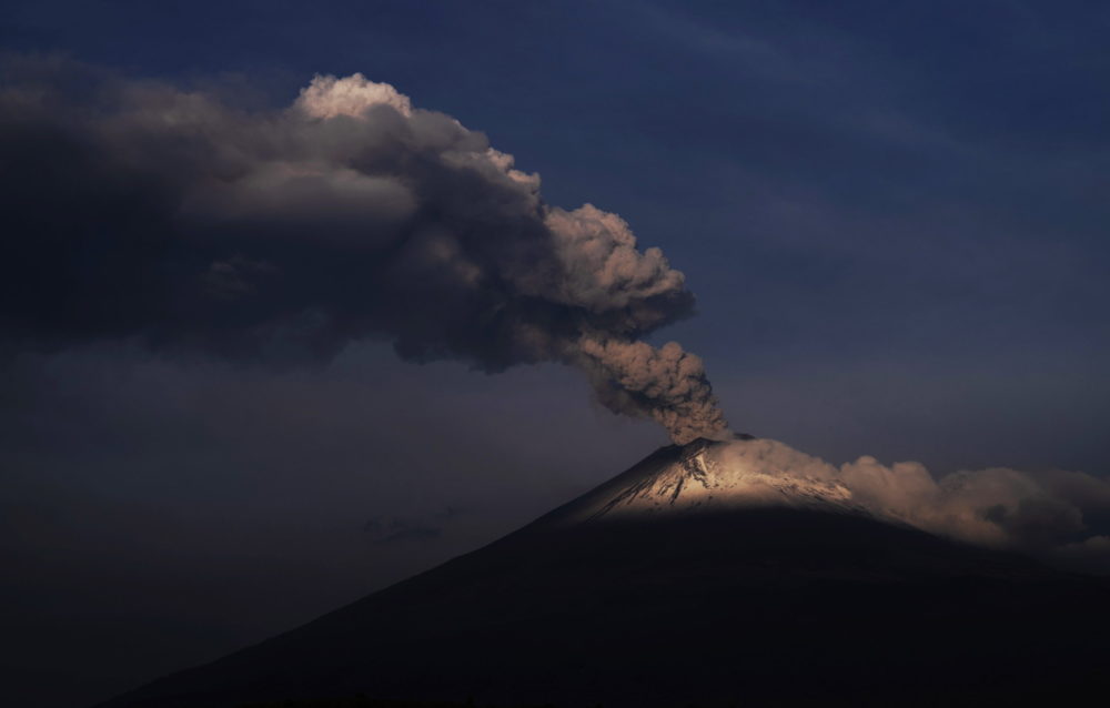 A mexikói Popocatépetl tűzhányó