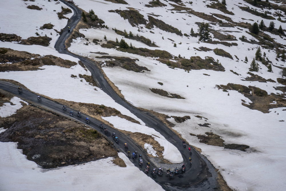 Versenyzők a Giro d'Italia országúti kerékpáros körversenyen