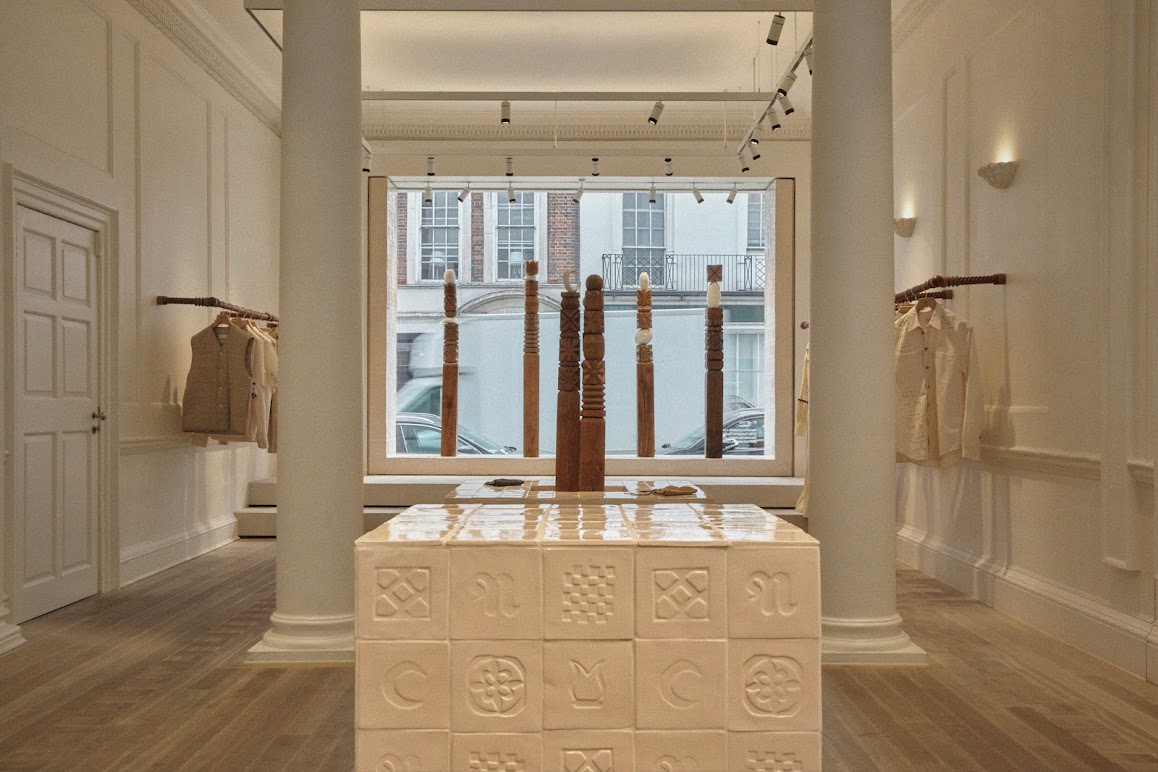 A kopjafa szimbolikáját kutatja az ikonikus magyar márka