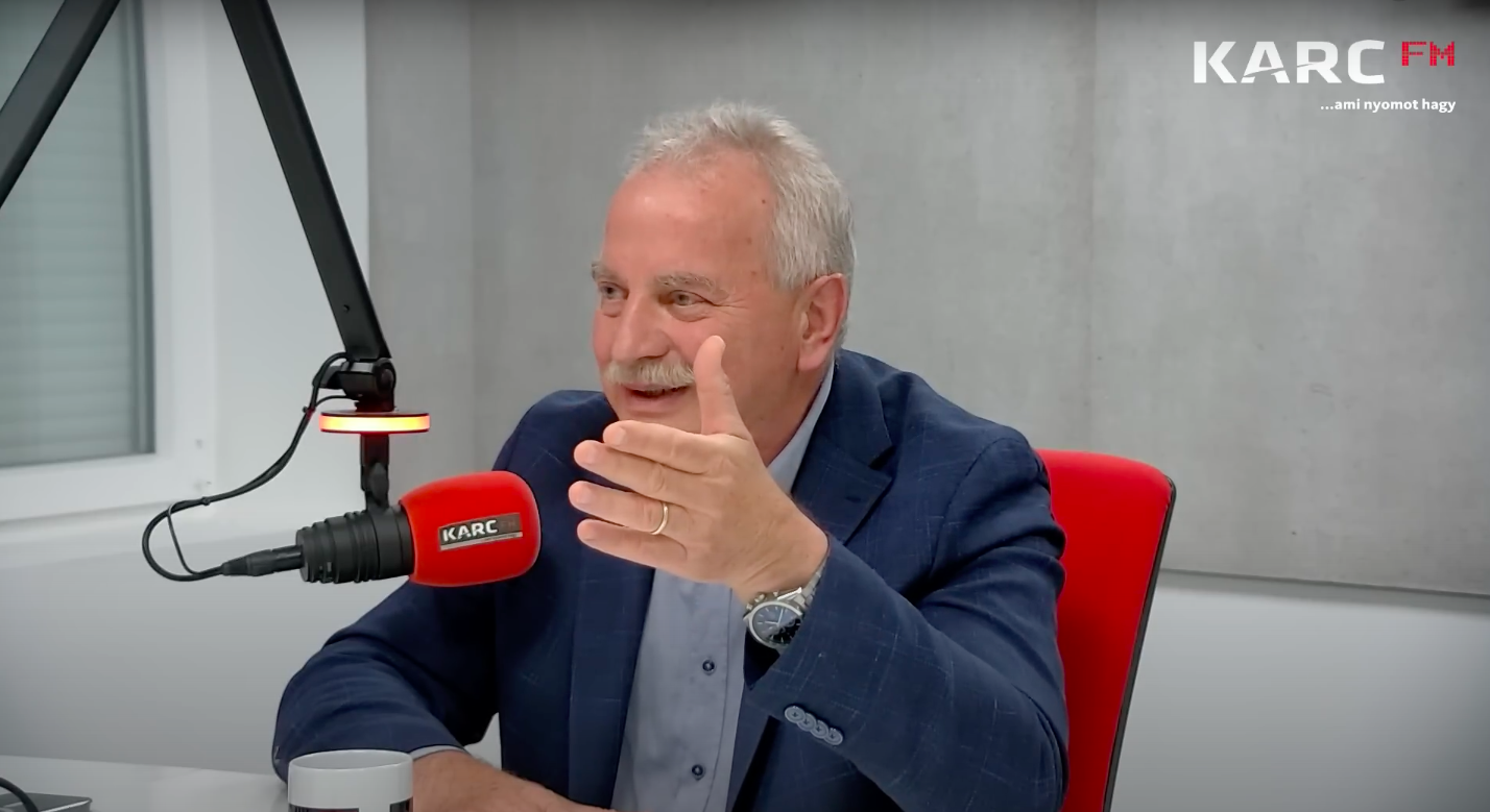 „A bubuzásomat a köteles beszéd módjára forgatják ki”