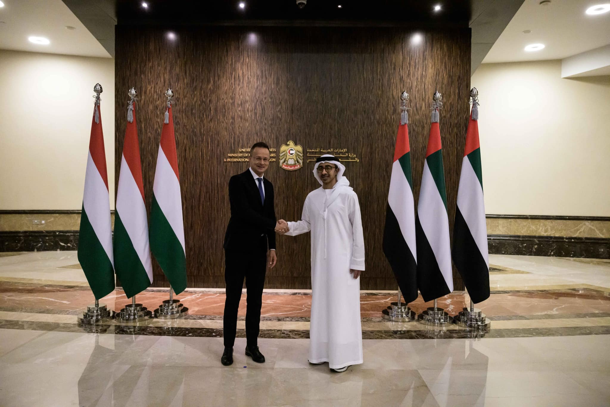 Szijjártó Péter energiaügyi tárgyalásokat folytatott az Emírségekben