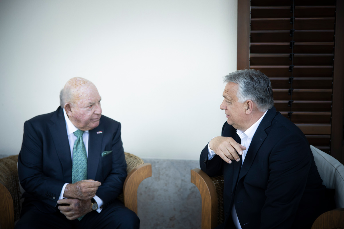 Orbán Viktor David Cornstein korábbi amerikai nagykövettel tárgyalt
