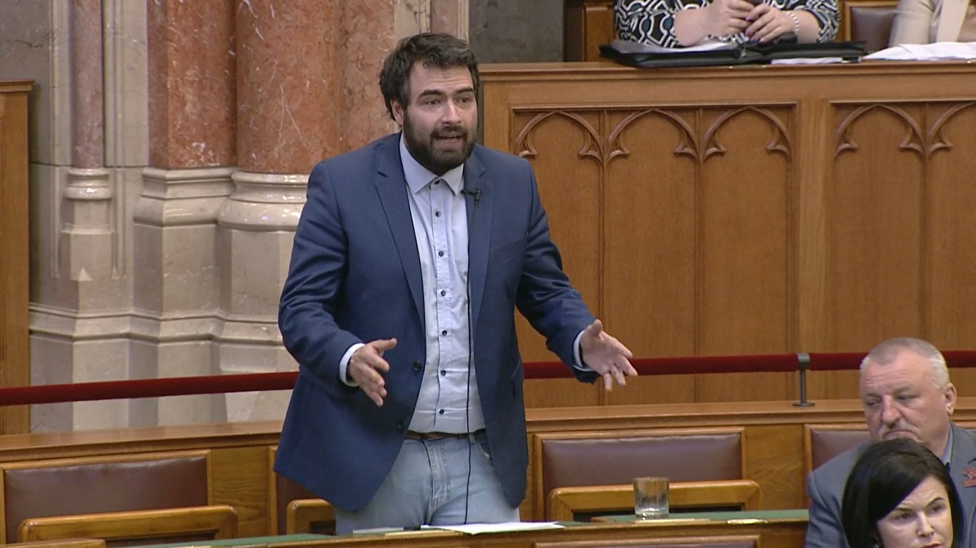 Jámbor András: Én is tudok mindent magamról!