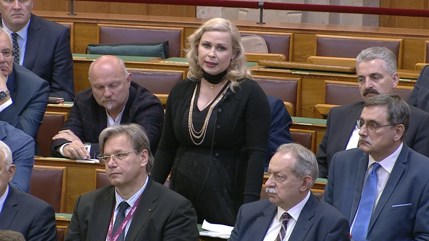 Juhász Hajnalka: ez politikai boszorkányüldözés