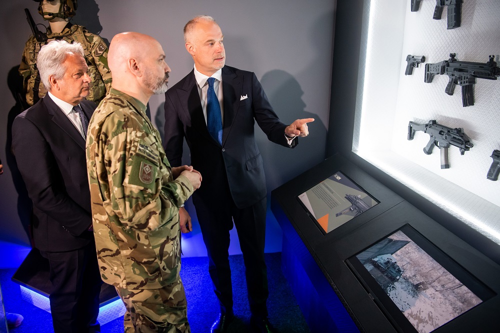 Szalay-Bobrovniczky Kristóf: huszároktól a XXI. századig