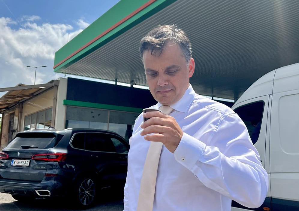 Magyarország segíti Szerbiát az uniós források elérésében