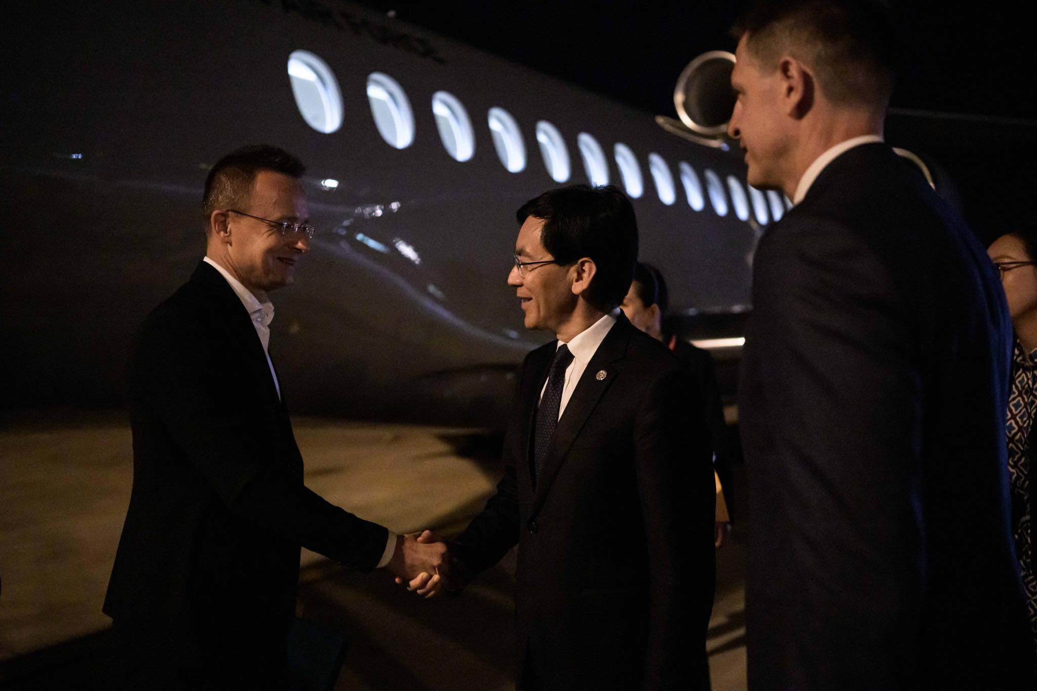 Szijjártó Péter: Az EU veszíteni fog azon, ha riválisként tekint Kínára