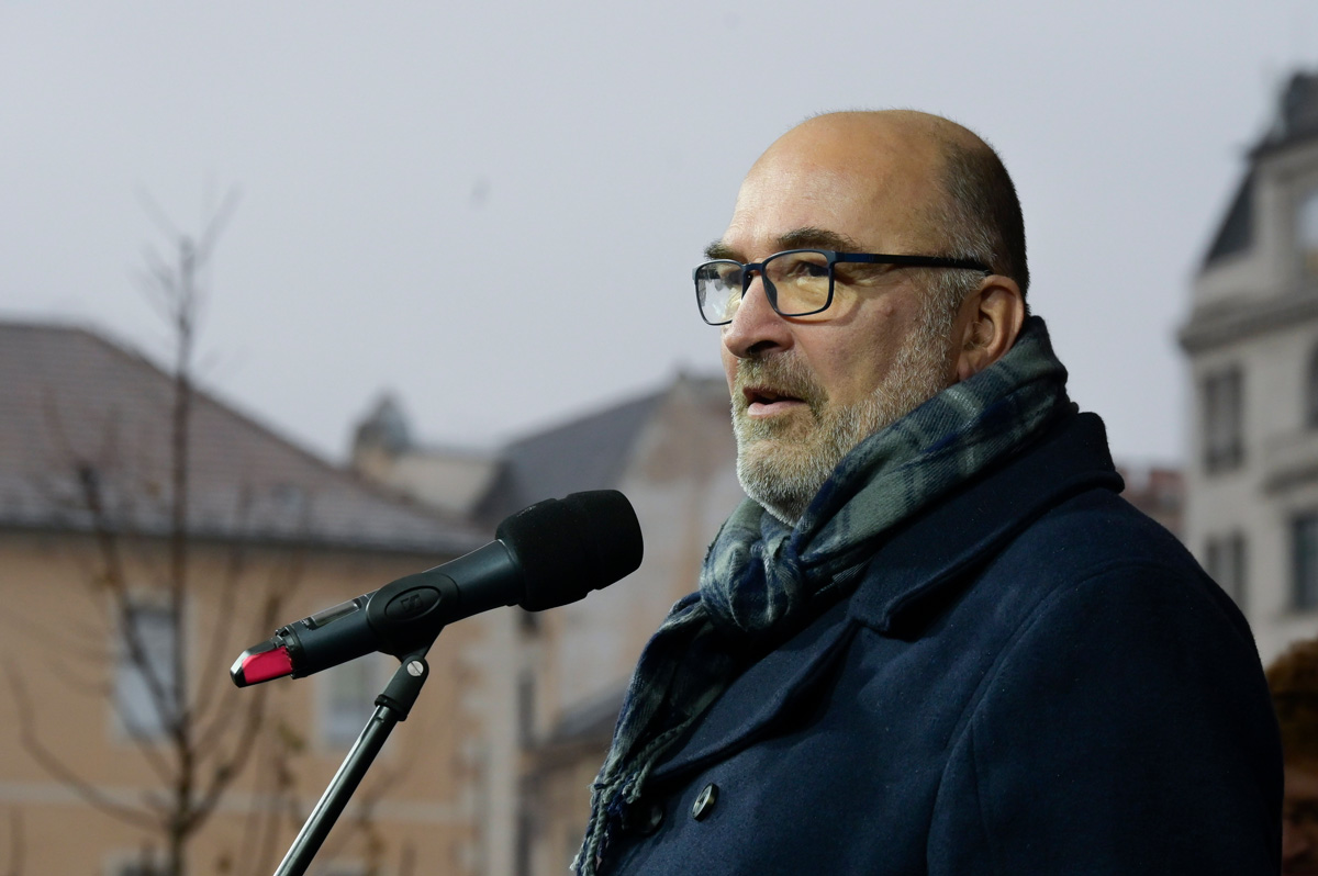 Támad a Soros-hálózat