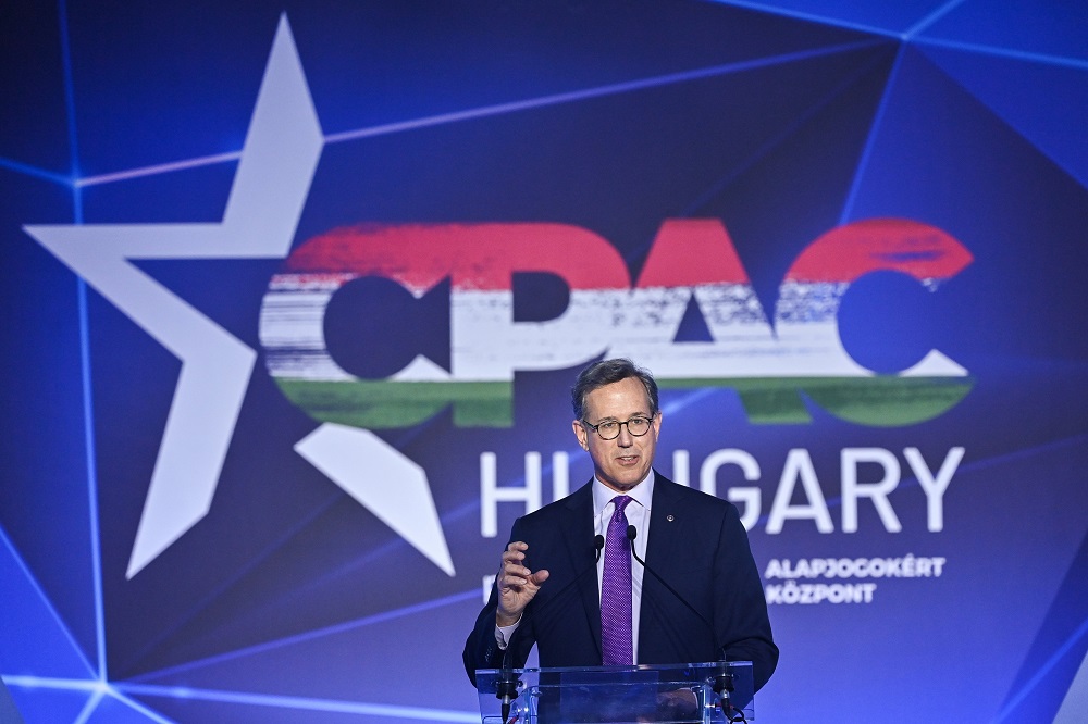 Santorum: Az amerikai konzervatív vezetők sokat tanulhatnának Magyarországtól