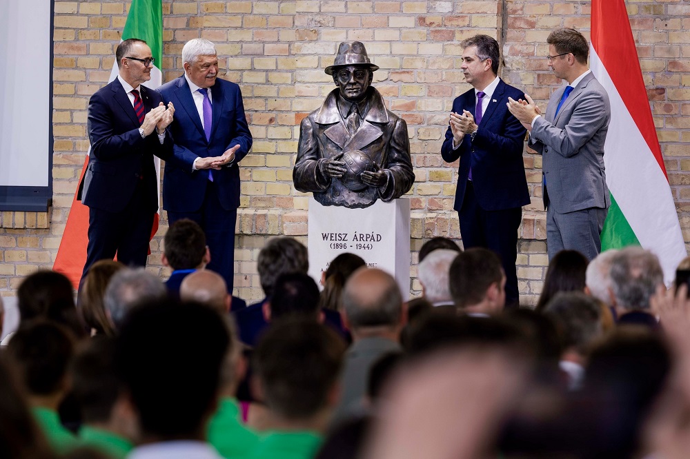 Gulyás Gergely: Weisz Árpád életműve páratlan örökség, sorsa örök figyelmeztetés