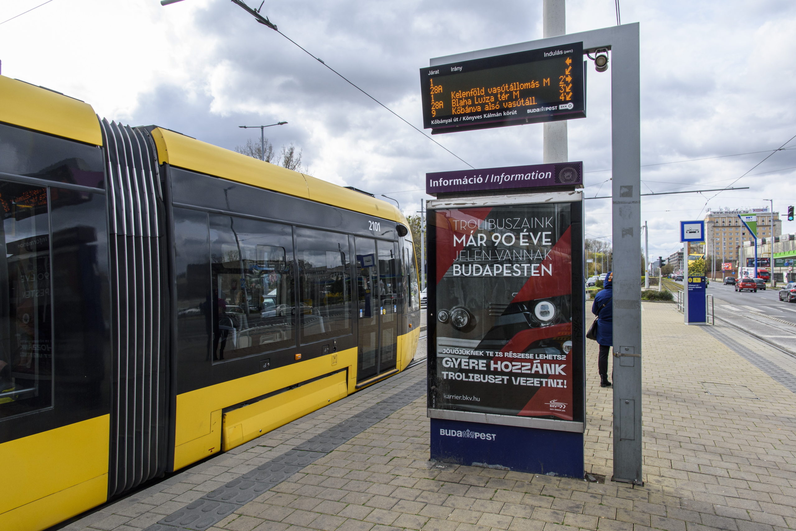 Kedd este sűrűbben jár a metró és az 1-es villamos