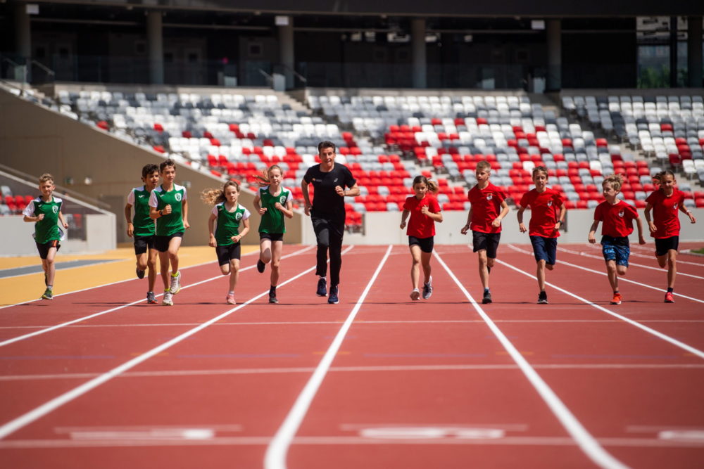 Atlétikai vb: Sebastian Coe avatta fel az új stadion futópályáját