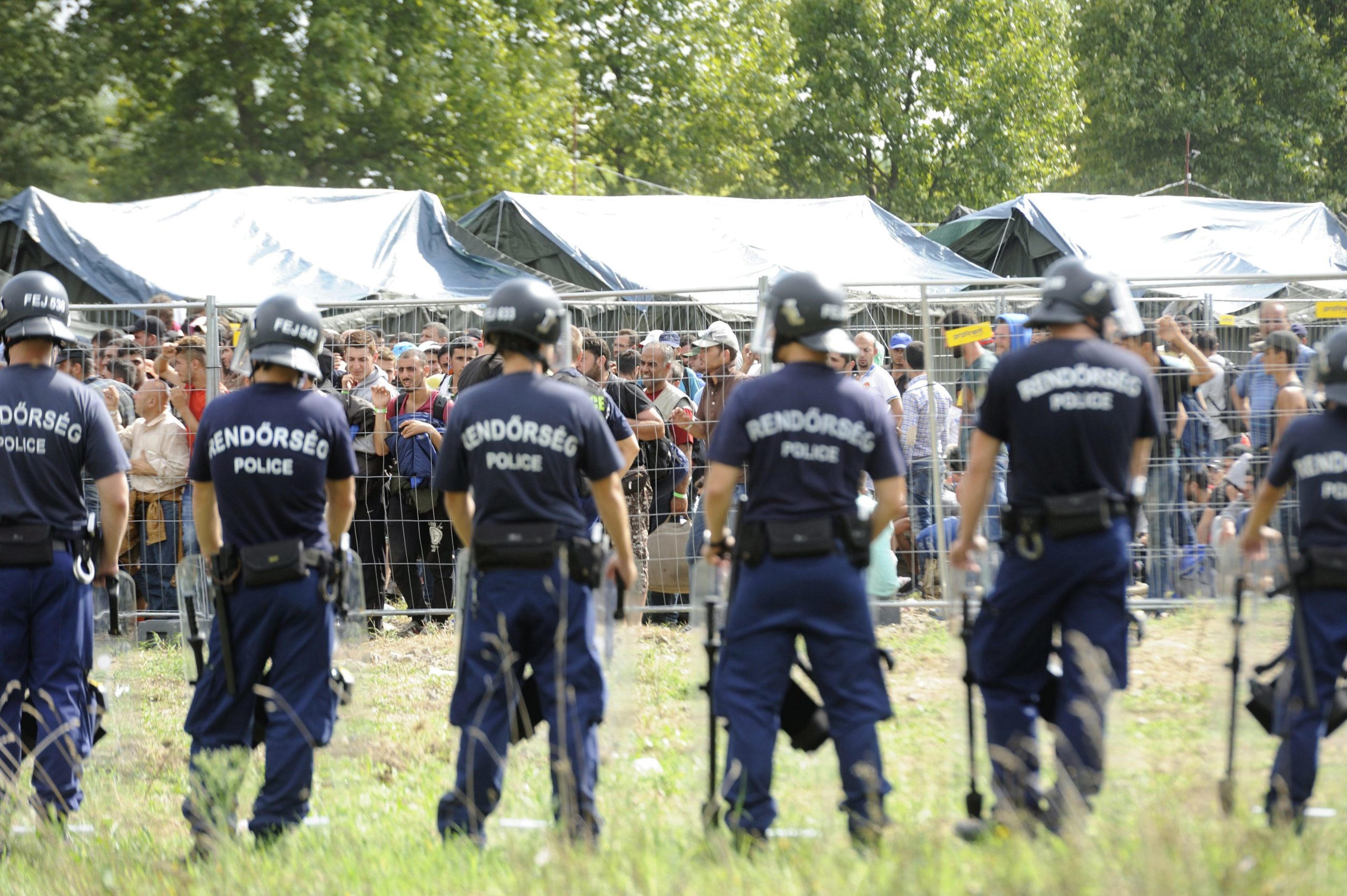 Brüsszel visszahozná a migránsterror időszakát