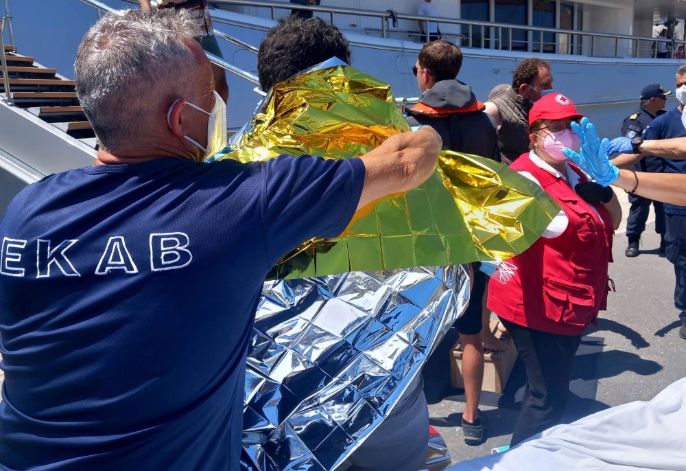 Tartani lehet a görög hajóbaleset áldozatai számának növekedésétől