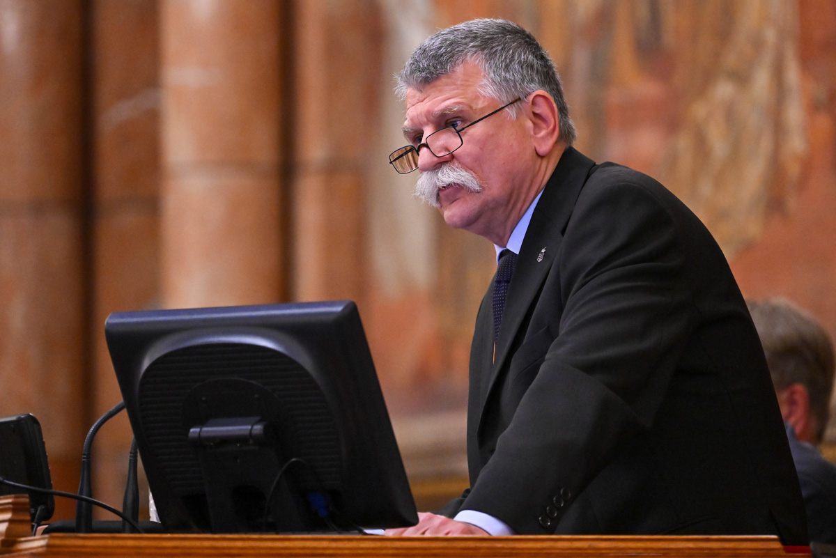 Kövér László részvétét fejezte ki a kazahsztáni erdőtűz áldozatai miatt