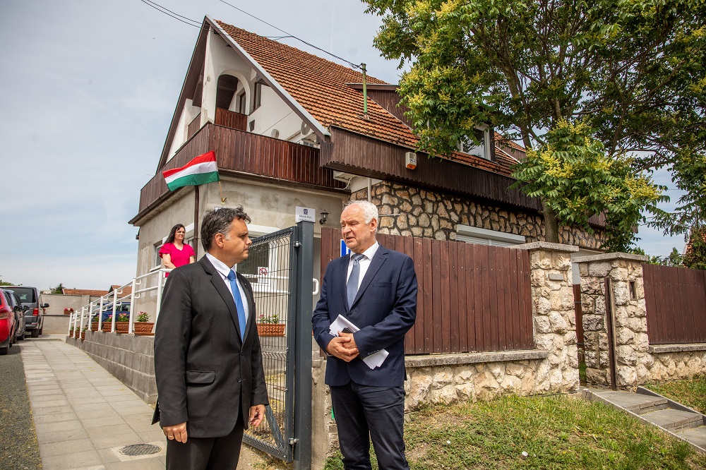 Átadták a Mentál Plusz Szolgáltatóházat Békéscsabán