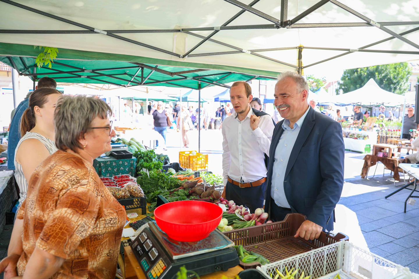 A hagyományos életformákra lehet építeni