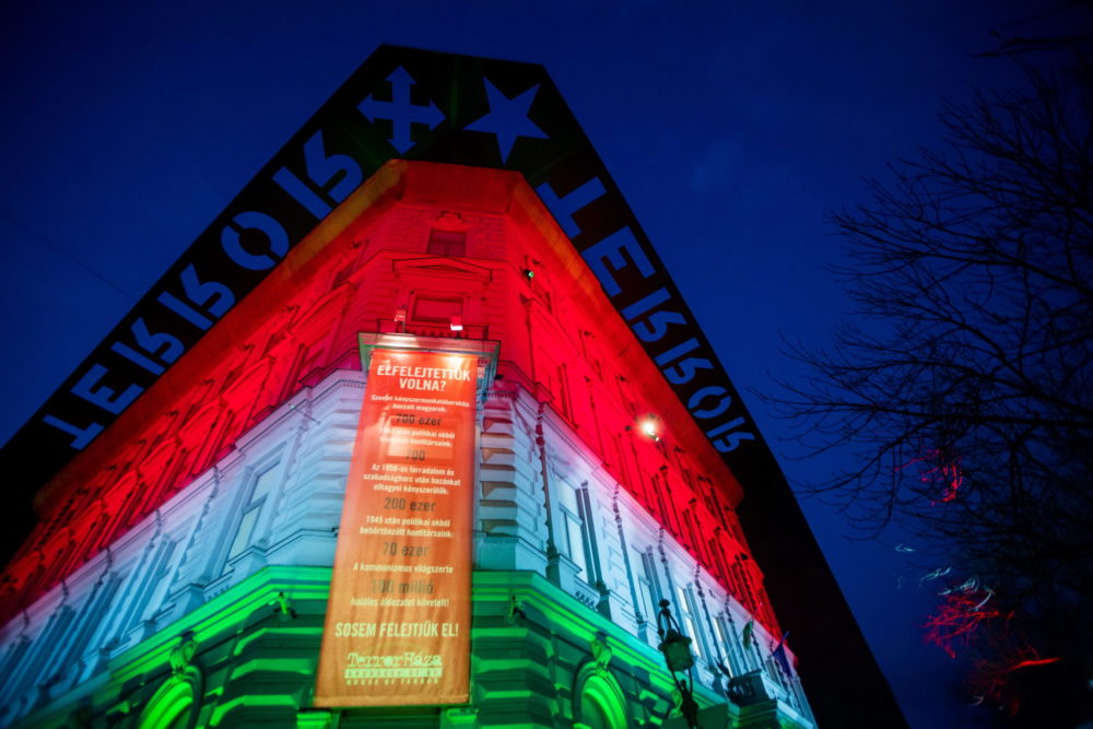 Történelmi mérföldkő volt a Terror Háza Múzeum megnyitása