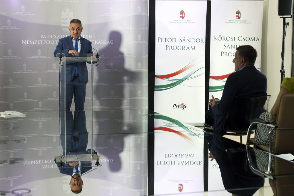 Megjelentek a magyar diaszpórát segítő programok pályázatai