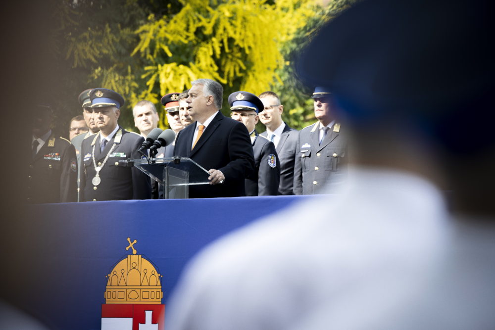 „Olyan idők jönnek, amikor a gyenge népek elvesznek”