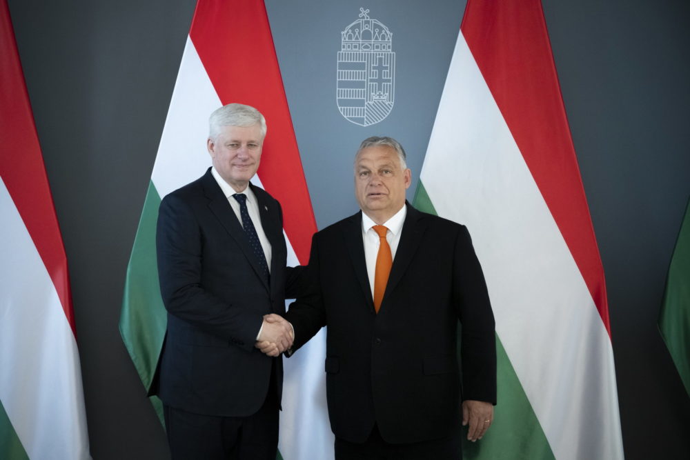 Orbán Viktor az IDU elnökével, a volt kanadai miniszterelnökkel tárgyalt