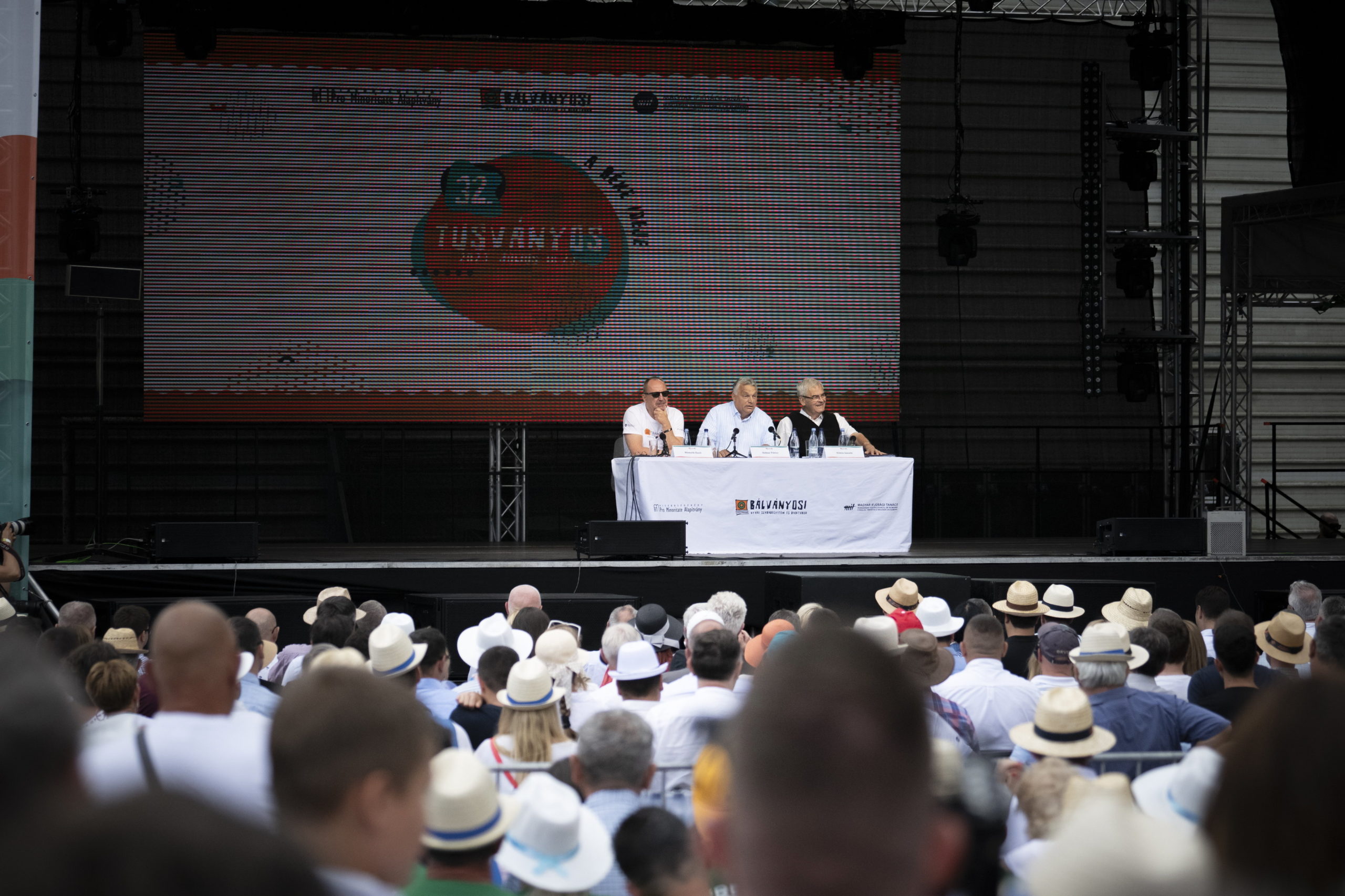 Orbán Viktor megerősítette Magyarország békére törekvő álláspontját