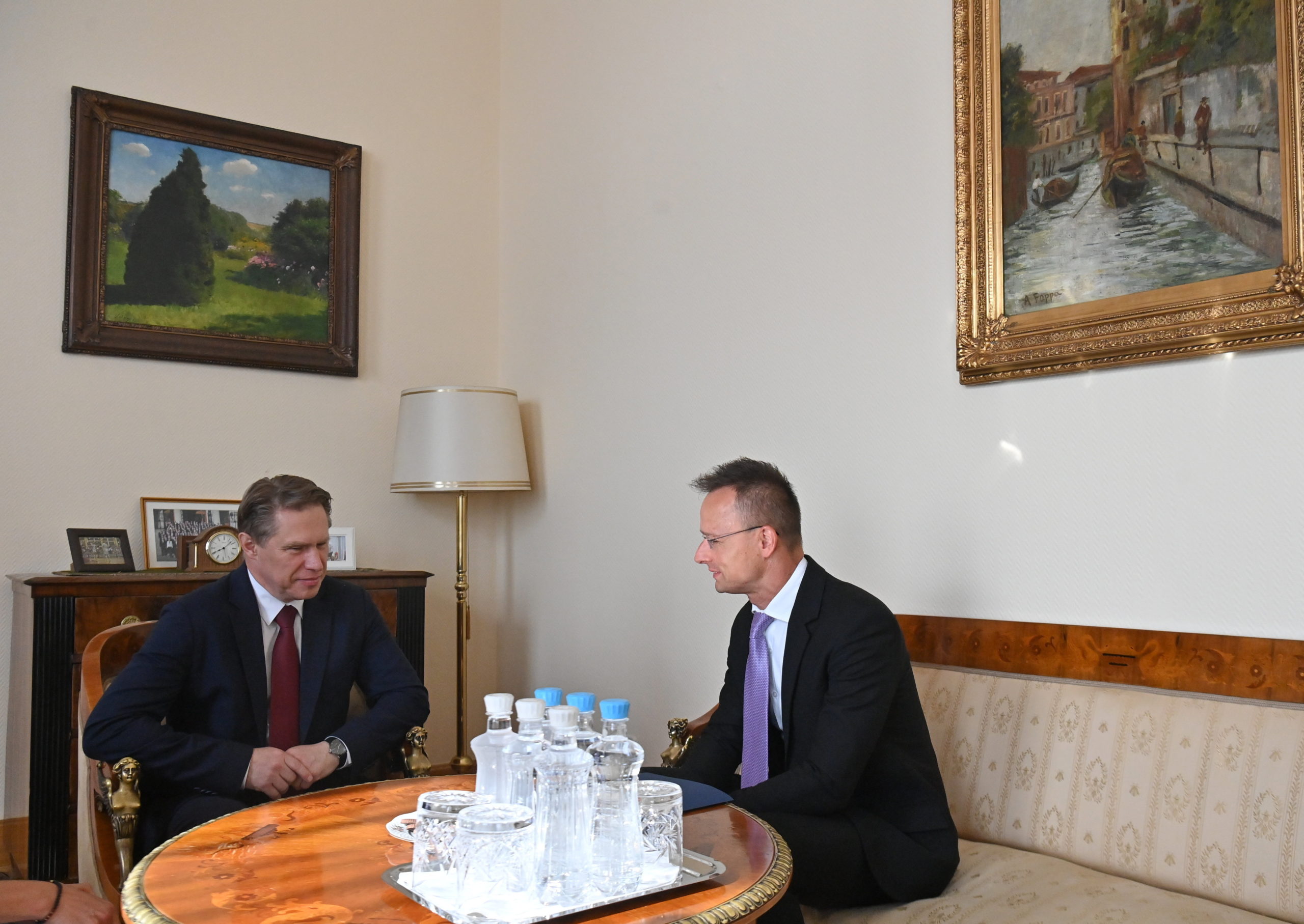 Kiderült: ezért látogatott az orosz miniszter Budapestre