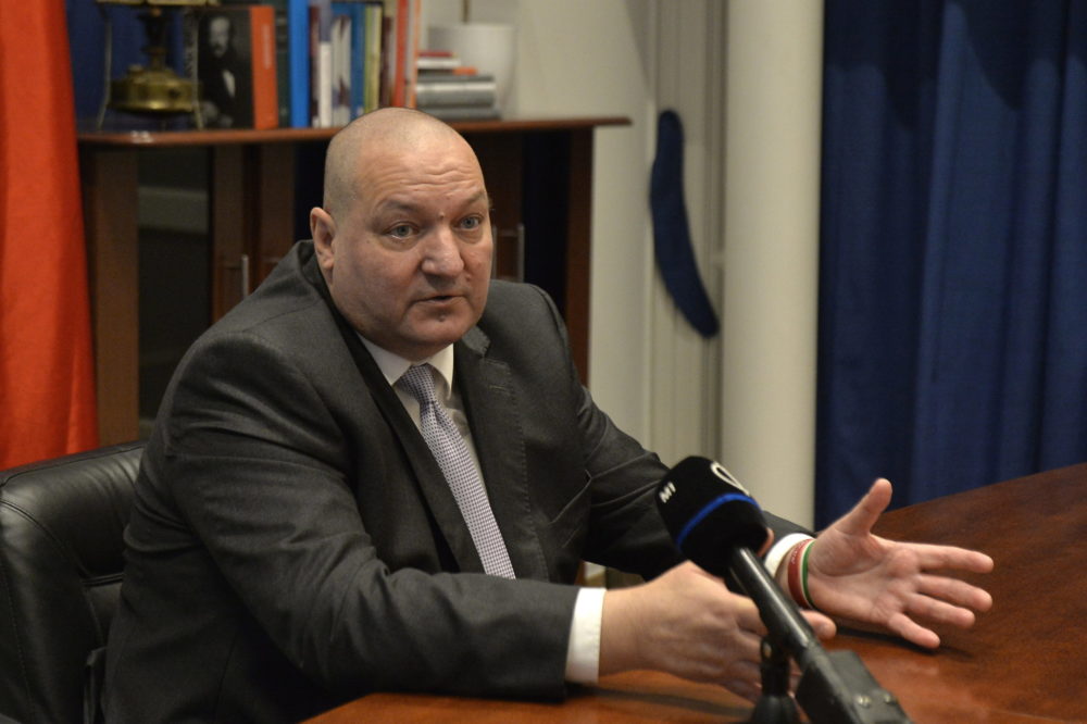 Februárban is a magyar családok kapták legolcsóbban az áramot és a földgázt