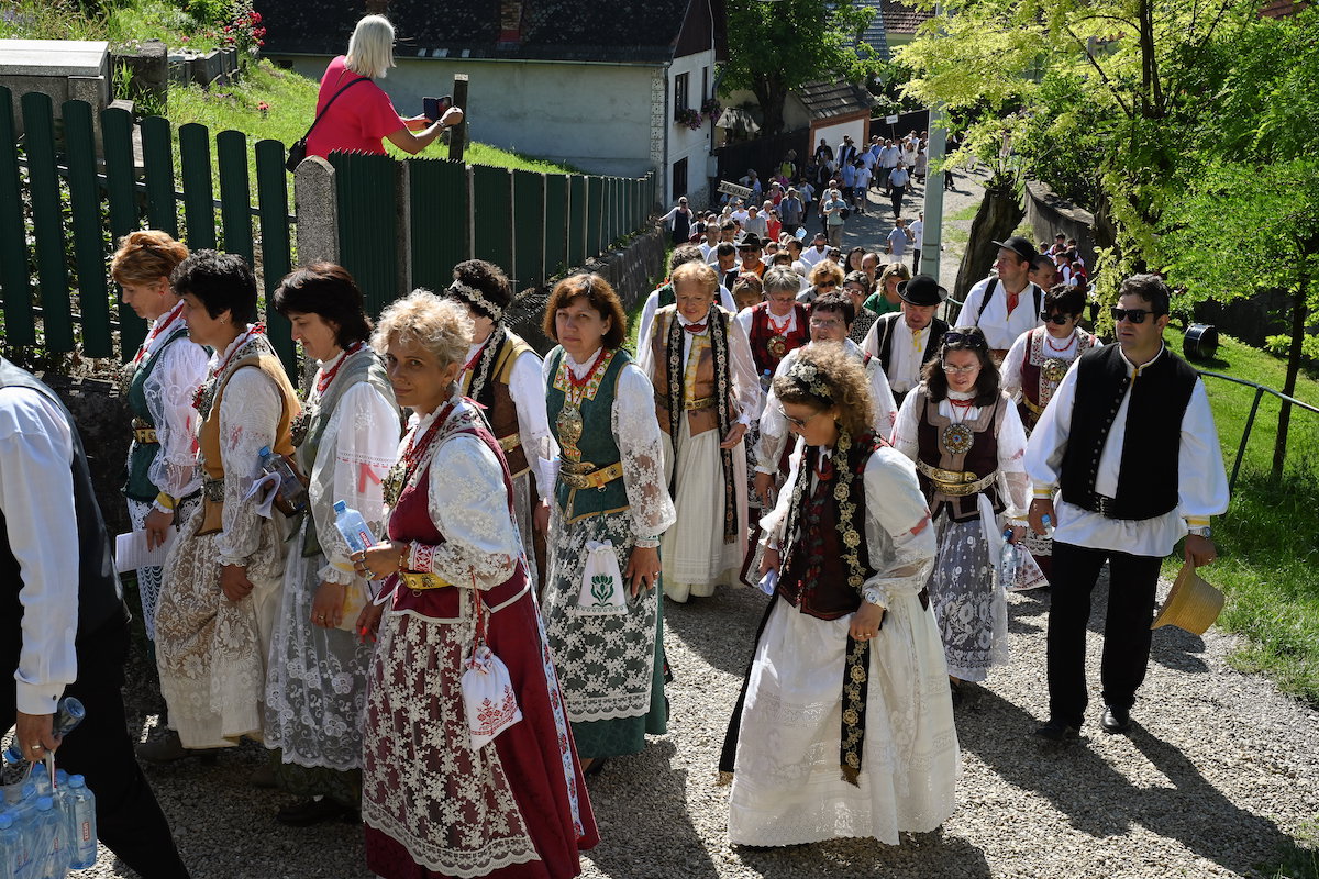 Barcasági és királyföldi csángó-magyarok zarándoklata