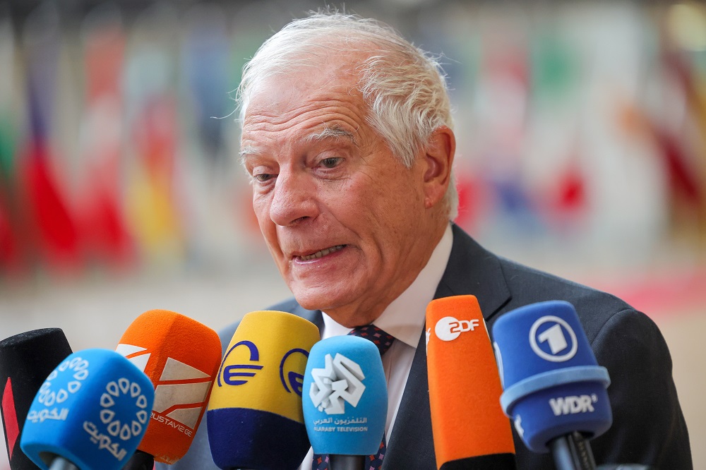 Borrell: az EU 20 milliárd eurós különtámogatást javasol Ukrajnának