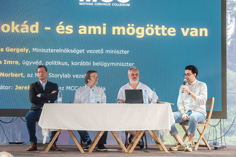 Gulyás Gergely: fontos, hogy készüljenek filmek a magyar történelmi múltról