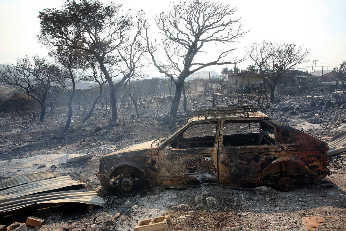 Görögország eddigi legnagyobb evakuálási műveletét hajtották végre