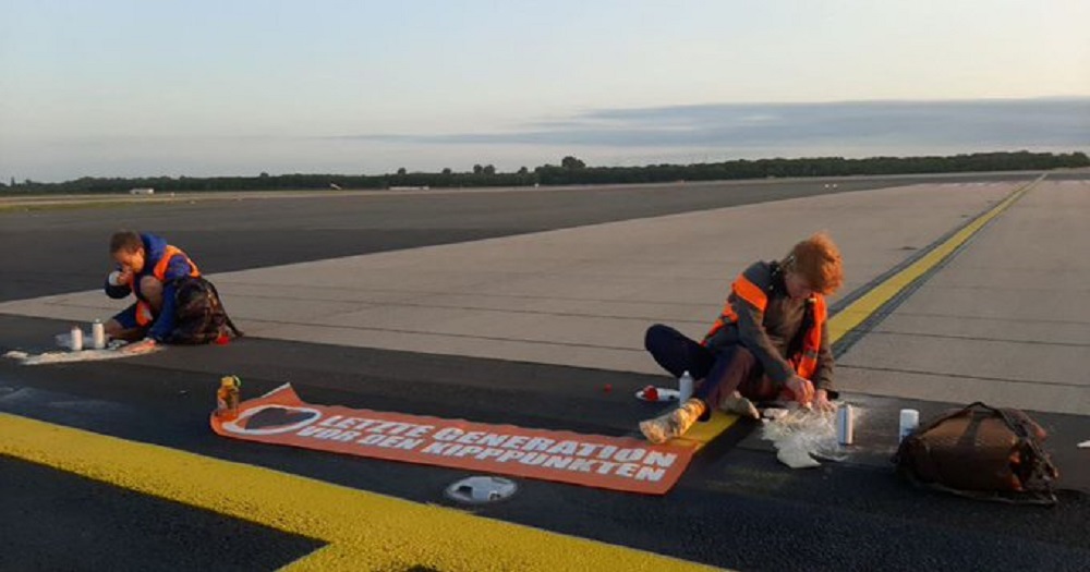 Német repülőterek aszfaltjához ragasztották magukat klímaaktivisták