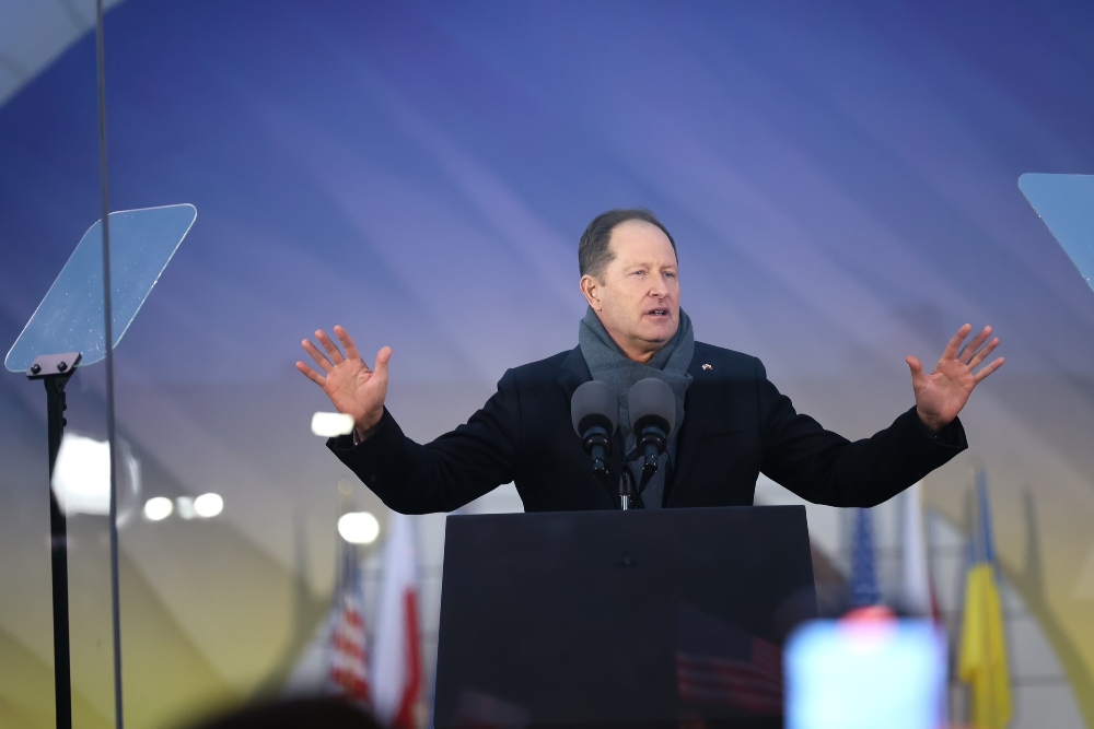 Joe Biden újabb nagykövete állt bele a fogadó kormányba