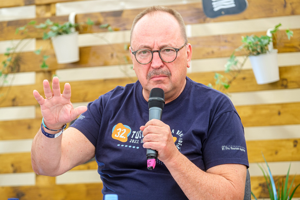 Tusványos: Az ENSZ alapokmányán alapuló világrend recseg-ropog