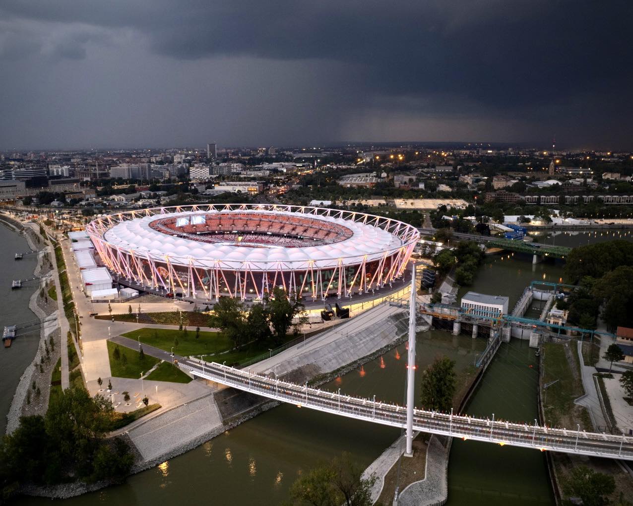 Világcsúcsok és kiélezett csaták várhatók