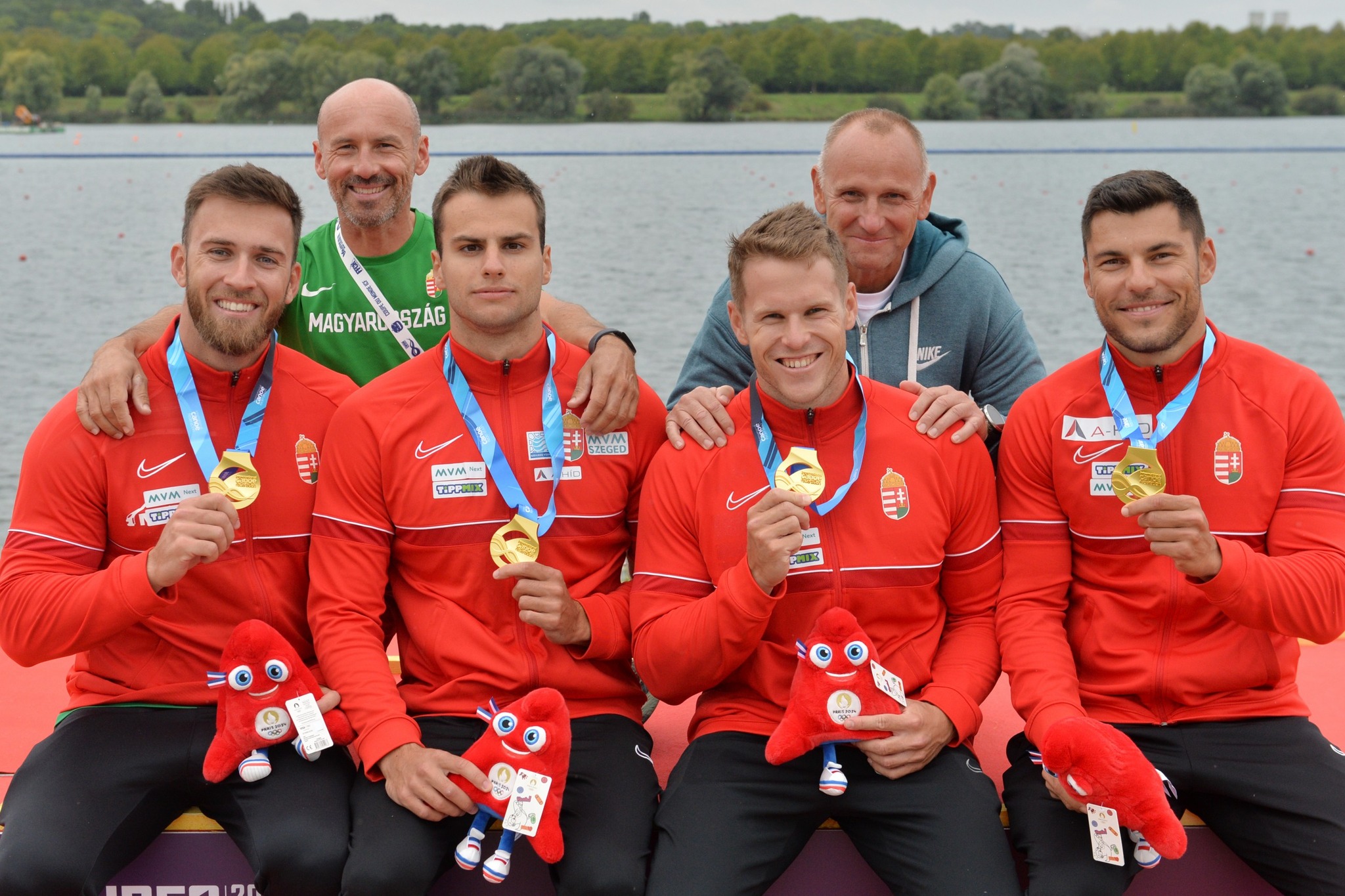 Aranyérmes a férfi kajaknégyes a tesztversenyen